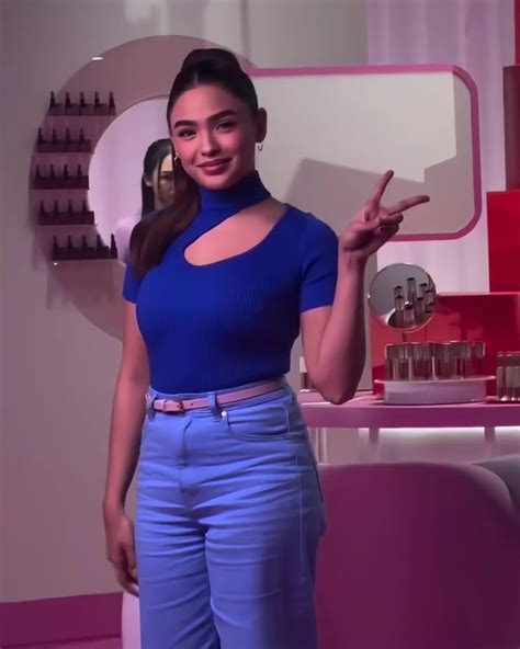 andrea brillantes masturbate